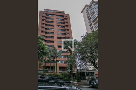 Apartamento à venda com 128m², 2 quartos e 2 vagasFachada