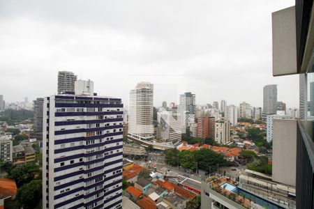 Vista da Varanda Sala/Cozinha de apartamento para alugar com 1 quarto, 51m² em Sumaré, São Paulo