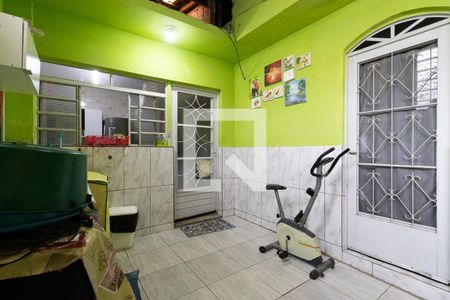 Casa à venda com 250m², 3 quartos e 2 vagasÁrea de Serviço