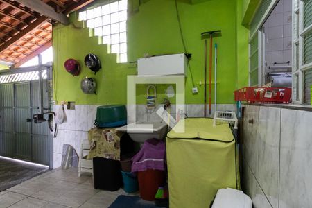 Casa à venda com 250m², 3 quartos e 2 vagasÁrea de Serviço