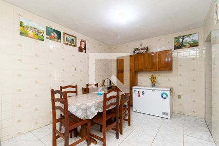 Casa à venda com 250m², 3 quartos e 2 vagasCopa