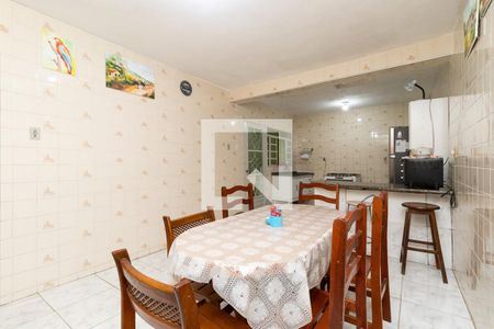 Casa à venda com 250m², 3 quartos e 2 vagasCopa