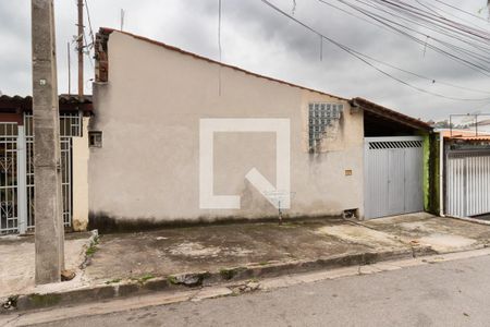 Casa à venda com 250m², 3 quartos e 2 vagasFachada