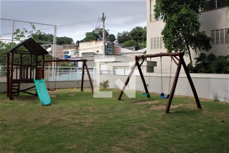 Apartamento à venda com 169m², 2 quartos e 2 vagasÁrea Comum - Playground