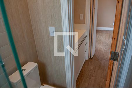 Apartamento à venda com 169m², 2 quartos e 2 vagas Apartamento à venda com 169m², 2 quartos e 2 vagaspia e banheiro