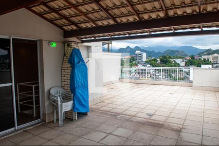 Apartamento à venda com 169m², 2 quartos e 2 vagas Apartamento à venda com 169m², 2 quartos e 2 vagasterraço