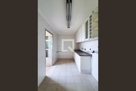 Apartamento para alugar com 71m², 2 quartos e 1 vagaCozinha