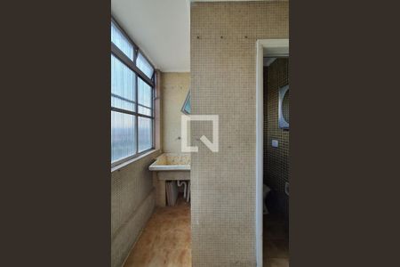 Apartamento para alugar com 71m², 2 quartos e 1 vagaÁrea de serviço