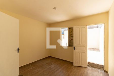 Casa para alugar com 82m², 3 quartos e 1 vagaQuarto 2