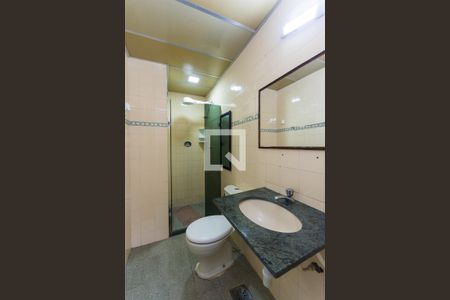 Apartamento à venda com 60m², 2 quartos e 1 vaga Apartamento à venda com 60m², 2 quartos e 1 vagaBanheiro