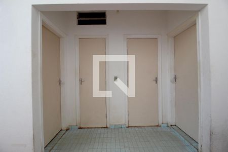 Casa para alugar com 500m², 5 quartos e 1 vagaEdícula