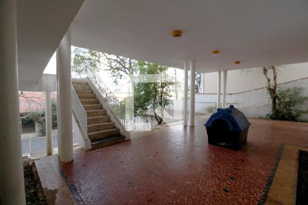 Casa para alugar com 500m², 5 quartos e 1 vagaÁrea 