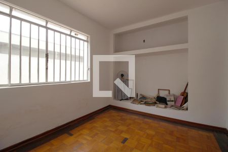 Casa para alugar com 500m², 5 quartos e 1 vagaQuarto 1