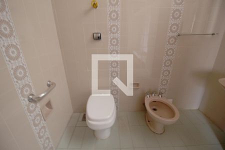 Casa para alugar com 500m², 5 quartos e 1 vagaBanheiro da Suíte 1