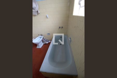 Casa para alugar com 500m², 5 quartos e 1 vagaBanheiro 