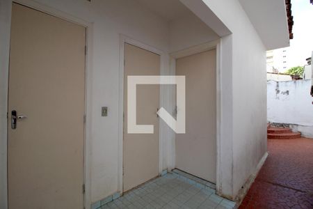 Casa para alugar com 500m², 5 quartos e 1 vagaEdícula