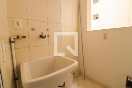 Apartamento à venda com 64m², 2 quartos e 1 vagaÁrea de Serviço