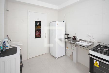 Cozinha e Área de Serviço de apartamento à venda com 2 quartos, 33m² em Jardim Planalto, São Paulo