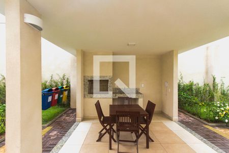 Apartamento para alugar com 33m², 2 quartos e sem vagaÁrea comum - Churrasqueira