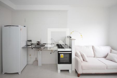 Cozinha e Área de Serviço de apartamento à venda com 2 quartos, 33m² em Jardim Planalto, São Paulo