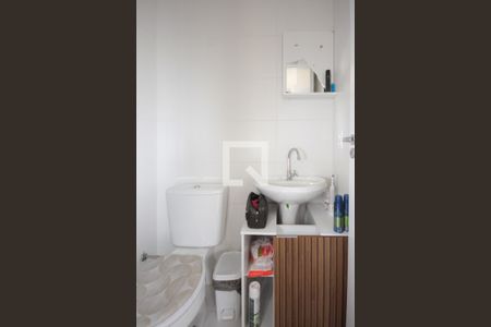 Apartamento para alugar com 33m², 2 quartos e sem vagaBanheiro