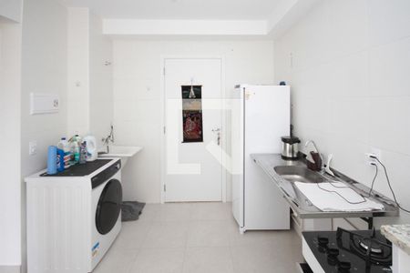 Cozinha e Área de Serviço de apartamento à venda com 2 quartos, 33m² em Jardim Planalto, São Paulo