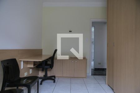 Quarto de apartamento para alugar com 2 quartos, 70m² em Pompéia, Santos