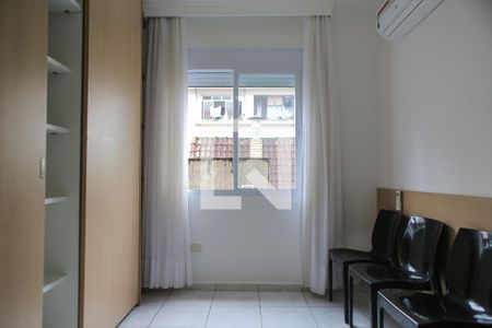 Quarto de apartamento para alugar com 2 quartos, 70m² em Pompéia, Santos
