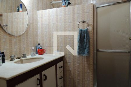 Casa à venda com 366m², 6 quartos e 2 vagasBanheiro social