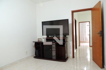 Casa à venda com 366m², 6 quartos e 2 vagasQuarto 2