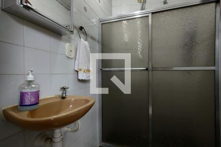 Casa à venda com 366m², 6 quartos e 2 vagasBanheiro da Suíte 2