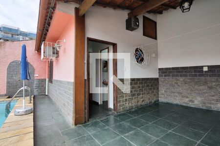 Casa à venda com 366m², 6 quartos e 2 vagasQuarto 6