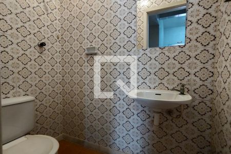 Casa à venda com 366m², 6 quartos e 2 vagasBanheiro de Serviço