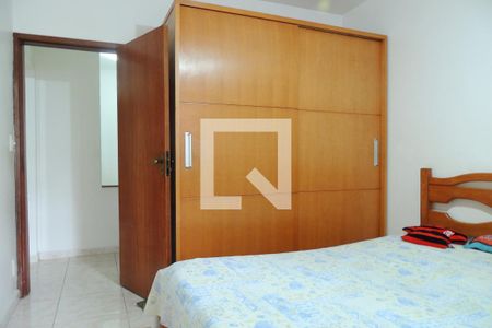 Casa à venda com 366m², 6 quartos e 2 vagasQuarto 3