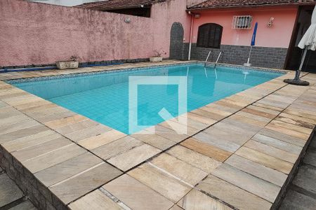 Casa à venda com 366m², 6 quartos e 2 vagasPiscina