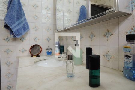 Casa à venda com 366m², 6 quartos e 2 vagasBanheiro da Suíte 1