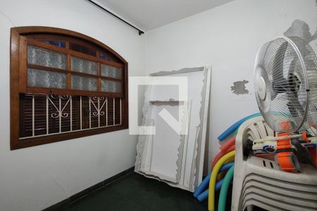 Casa à venda com 366m², 6 quartos e 2 vagasQuarto 6