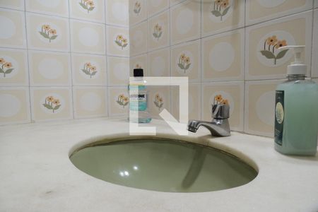 Casa à venda com 366m², 6 quartos e 2 vagasLavabo