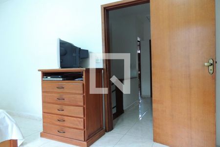 Casa à venda com 366m², 6 quartos e 2 vagasQuarto Suíte 1