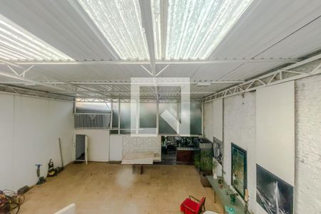 Casa para alugar com 185m², 3 quartos e 2 vagasQuarto