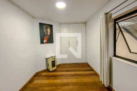 Casa para alugar com 185m², 3 quartos e 2 vagasQuarto