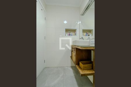 Casa para alugar com 185m², 3 quartos e 2 vagasBanheiro