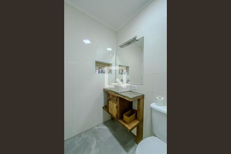 Casa para alugar com 185m², 3 quartos e 2 vagasBanheiro