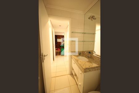 Apartamento para alugar com 104m², 3 quartos e 2 vagasBanheiro Social