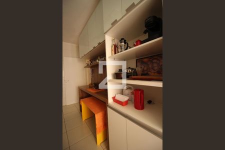 Apartamento para alugar com 104m², 3 quartos e 2 vagasCozinha