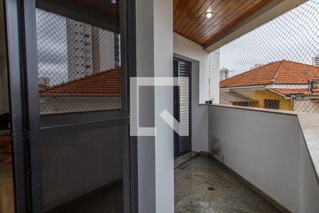 Apartamento à venda com 156m², 3 quartos e 2 vagasVaranda
