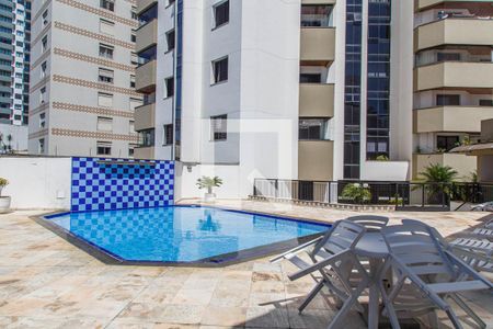 Apartamento à venda com 156m², 3 quartos e 2 vagasPiscina