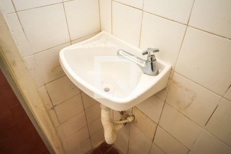 Casa à venda com 50m², 1 quarto e sem vaga Casa à venda com 50m², 1 quarto e sem vagaBanheiro