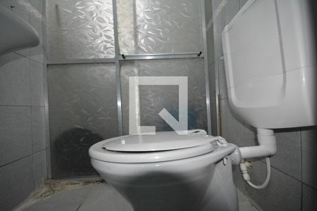 Banheiro Social de casa à venda com 1 quarto, 50m² em Irajá, Rio de Janeiro