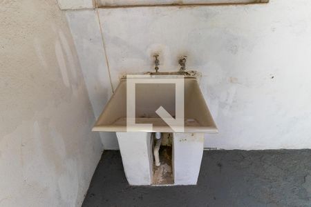 Casa para alugar com 70m², 2 quartos e 1 vaga Casa para alugar com 70m², 2 quartos e 1 vagaÁrea de serviço